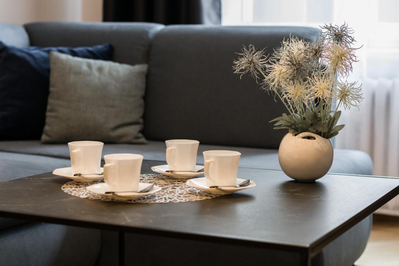 Kosinskiego Apartment Poznan By Noclegi Renters المظهر الخارجي الصورة