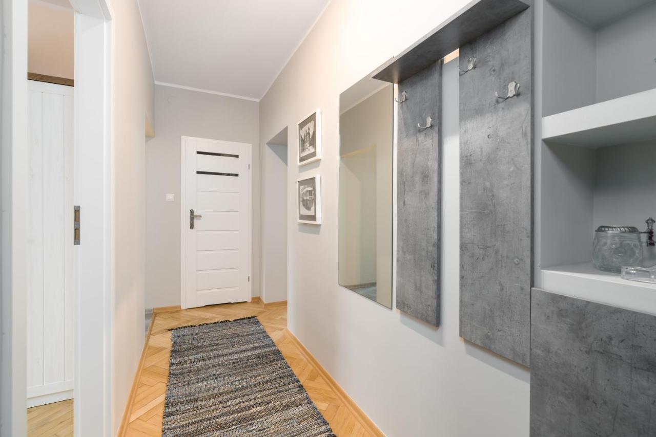 Kosinskiego Apartment Poznan By Noclegi Renters المظهر الخارجي الصورة